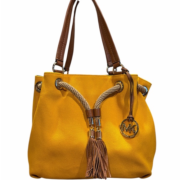 Michael Kors Sun Yellow Marina Large Canvas Drawstring Tote Bag COA Incl. - Picture 2 of 16